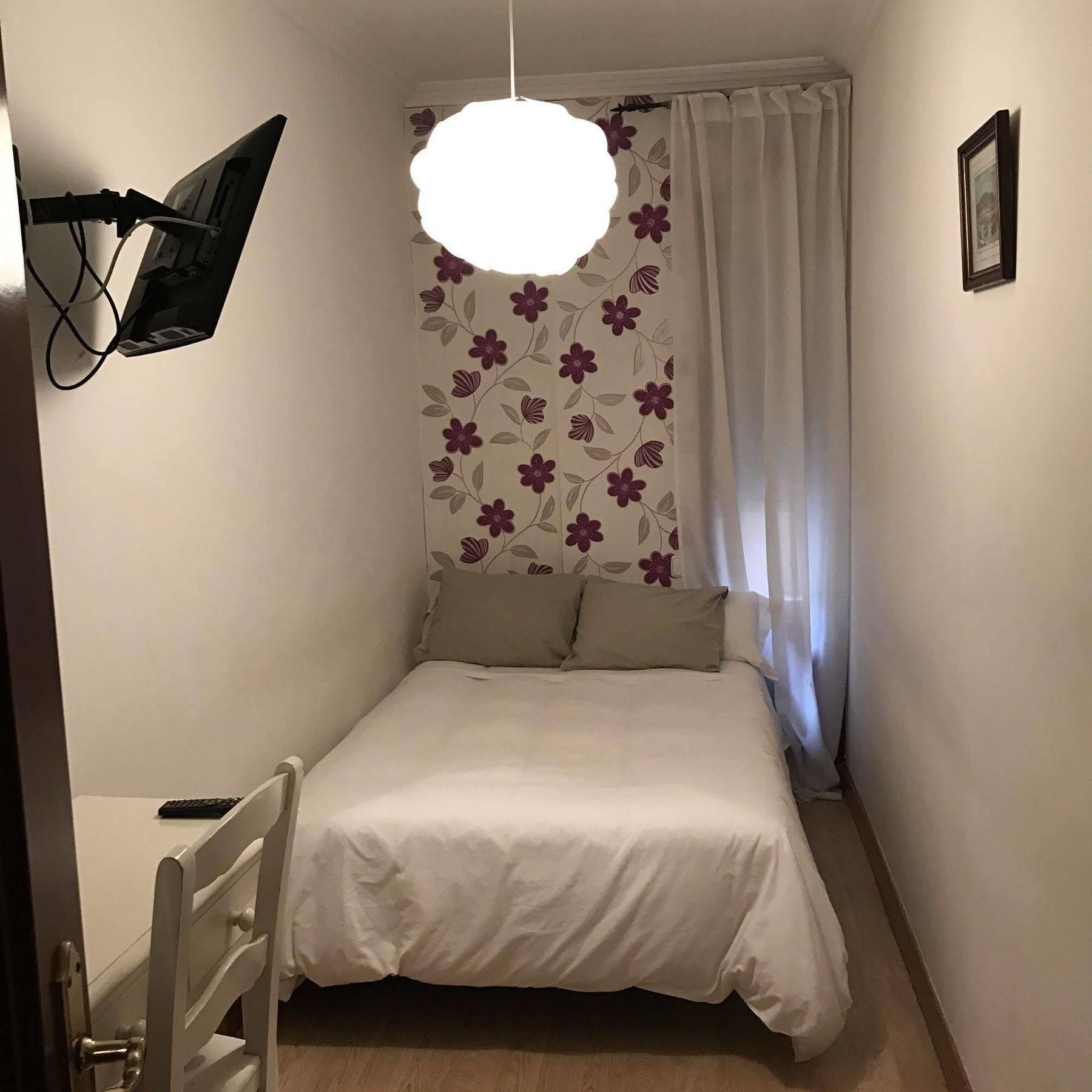 Hostal La Estrella Madrid Dış mekan fotoğraf
