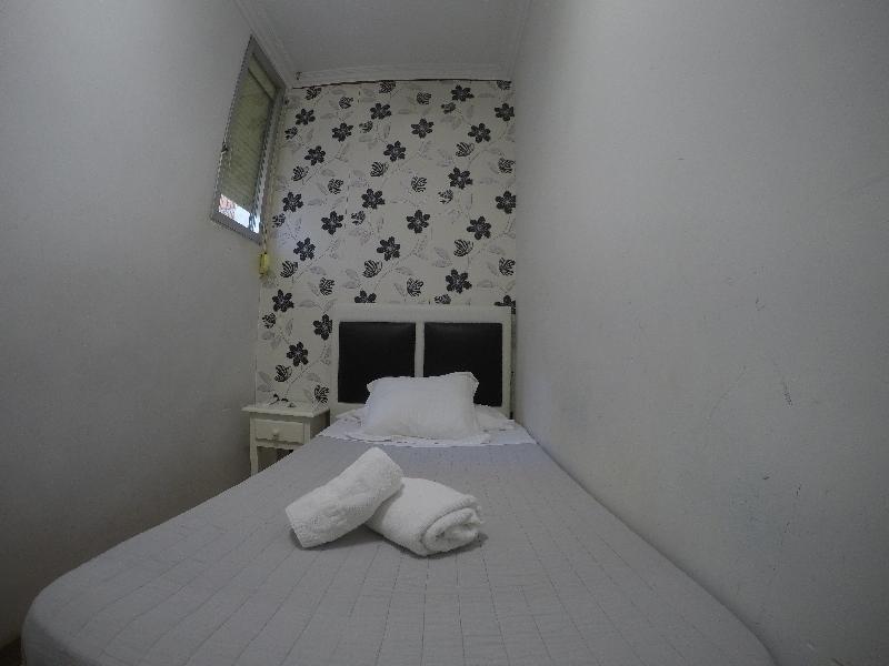 Hostal La Estrella Madrid Dış mekan fotoğraf